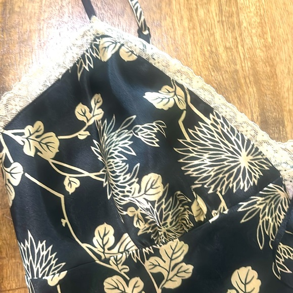 Victoria’s Secret Babydoll - Picture 6 of 14